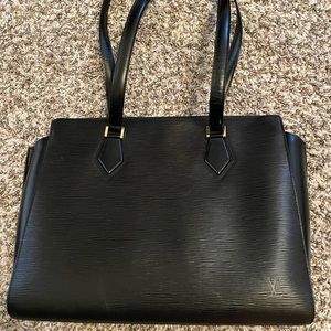 Louis Vuitton duplex epi